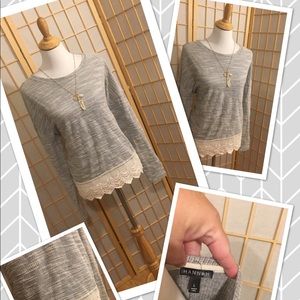 Adorable Hannah sz L sweater